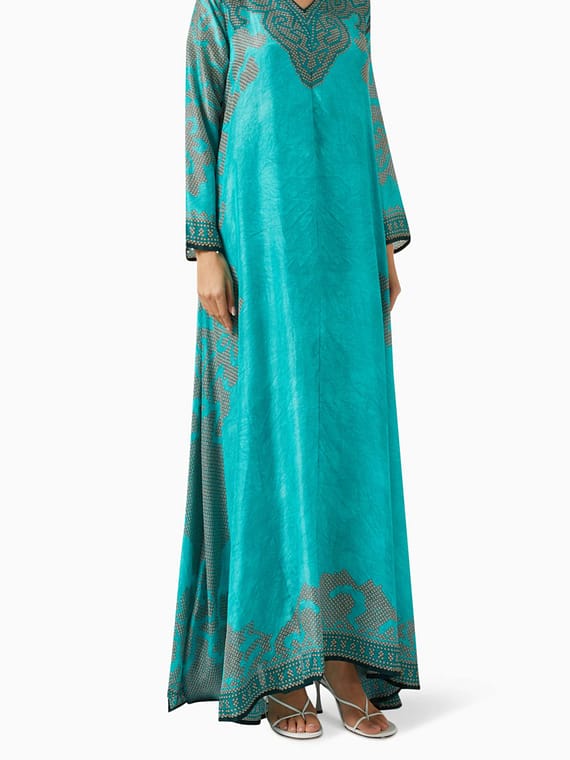 Aarvi Kaftan in Silk-new