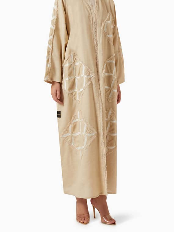 Embroidered Abaya Set in Linen-