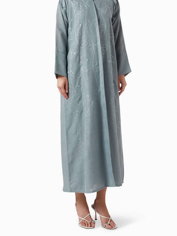 Embroidered Abaya in Linen-