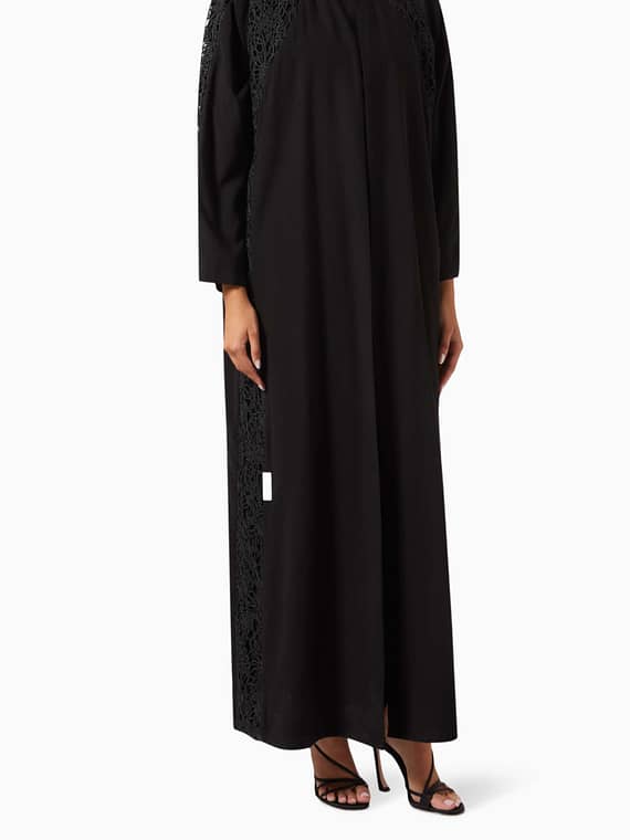 Lace Panel Abaya in Crush Cotton-