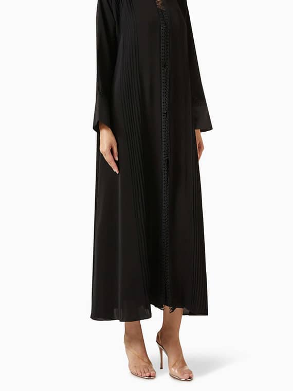 Lace-trim Abaya in Nada-