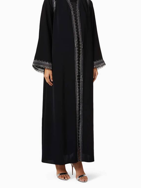 Signature Moroccan Embroidered Abaya in Crepe-
