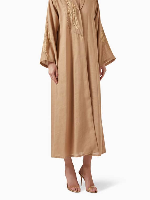 Thread-embroidered Abaya in Linen-