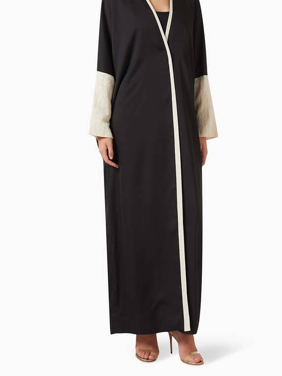 Two-tone Abaya in Crepe-