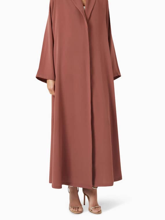 Zainah-cut Abaya in Poly-crepe-