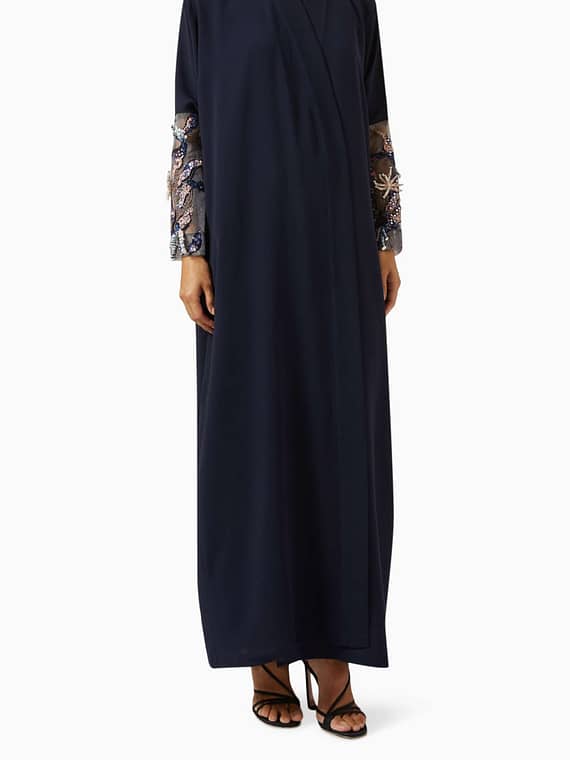 Embellished-sleeve Abaya in Crepe-