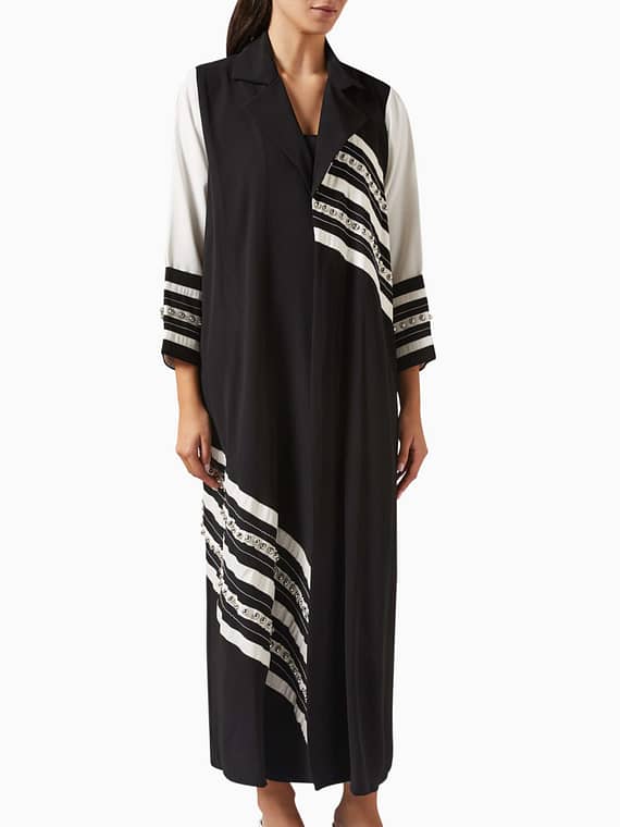 Embellished Abaya in Silk-